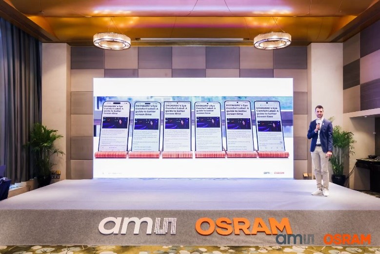 OLED���¹��״��м���ȡ��ͻ�ƣ�ʵ�ֻ����⾫׼��֪������Ӧ��ʾ