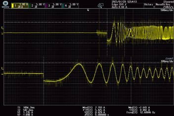 �������£�������MCU�������»�����һ���Ʒ�������Ч��ɿ���˫ͻ��